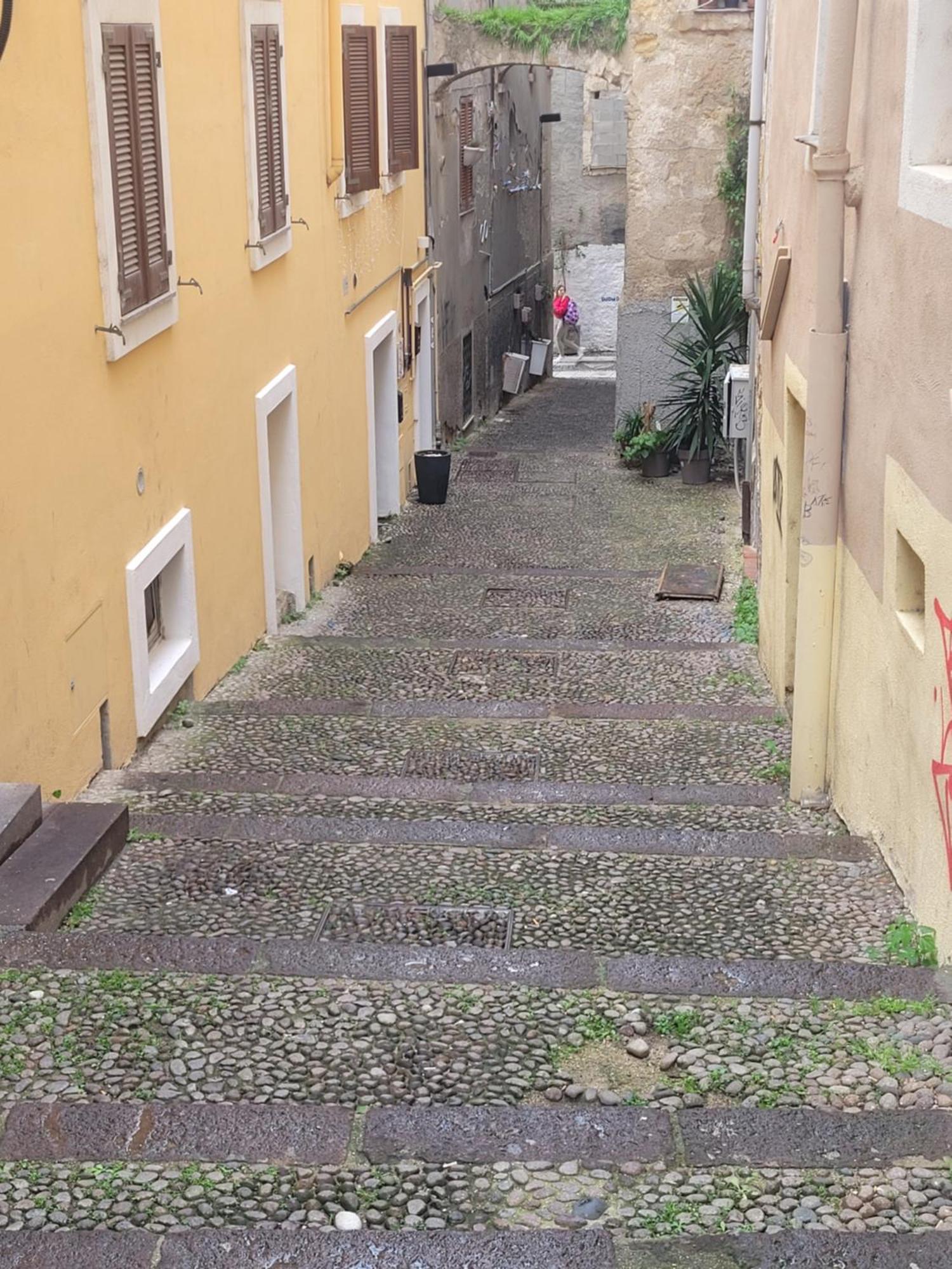 Domo Azuni Apartment Sassari Exterior photo